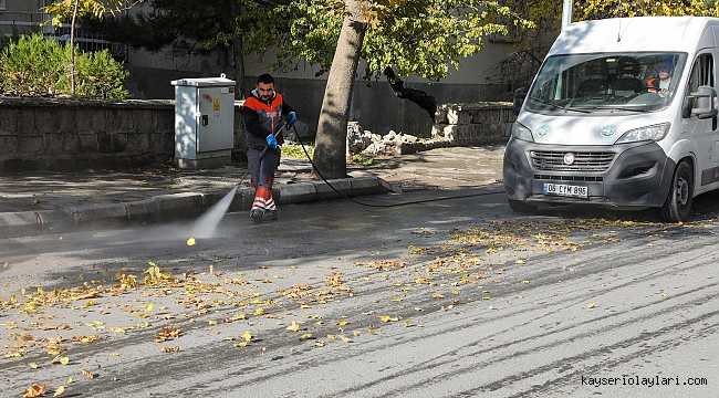 16 ARAÇ VE 40 PERSONELLE TEMİZLİK YAPILDI