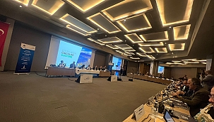 BAŞKAN PALANCIOĞLU TÜRKİYE'YE TEMSİL EDİYOR