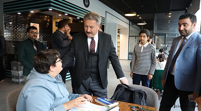 MELİKGAZİ'NİN KÜTÜPHANELERİNE BÜYÜK İLGİ
