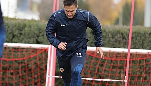 SARI KIRMIZILILAR GALİBİYET SERİSİNİ SÜRDÜRMEK İSTİYOR