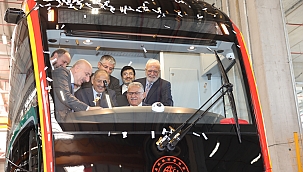 ŞEHİR HASTANESİ HATTININ İLK TRAMVAYI TESLİM ALINDI