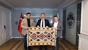 UŞAK BELEDİYE BAŞKANI'NDAN BAŞKAN PALANCIOĞLU'NA ZİYARET