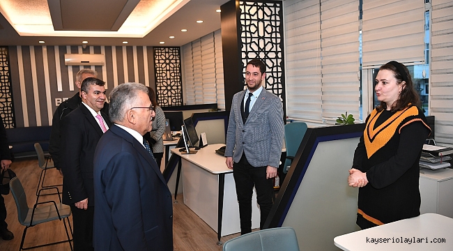 BÜYÜKKILIÇ, ALO 153 VE BEYAZ MASA'YI ZİYARET ETTİ