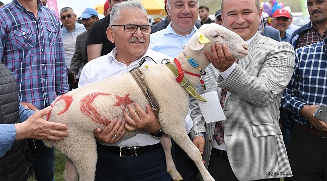 BÜYÜKŞEHİR'DEN AKKIŞLA'YA SÜT İŞLEME TESİSİ