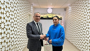 İL MÜDÜRÜNÜ ZORLADI