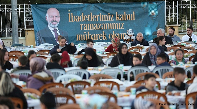 KOCASİNAN'NIN İFTARINA 4 BİN 500 KİŞİ KATILDI