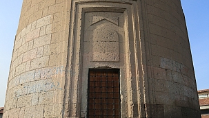 MELİKGAZİ BELEDİYESİ SIRÇALI KÜMBETİ RESTORE EDECEK