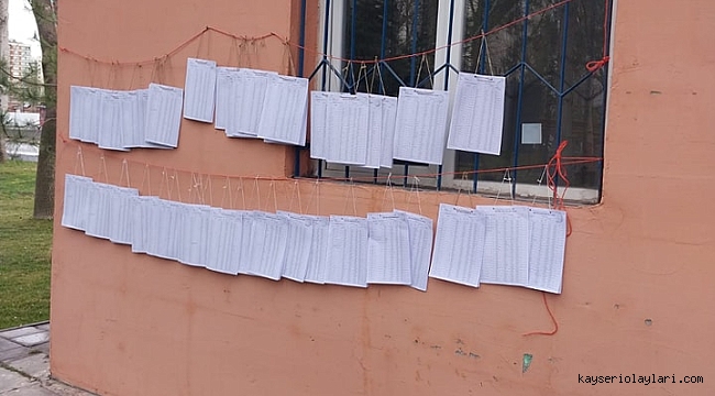 SEÇMEN LİSTELERİ ASKIDA
