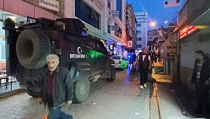 Elazığ'da kahvehaneye silahlı saldırı! Yaralılar var