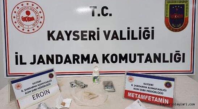JANDARMADAN ZEHİR TACİRİNE DARBE