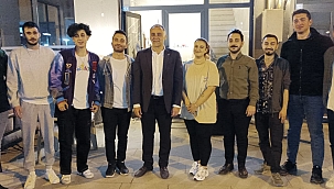 MAHARETLİ ELLER ÖZSOY'U KUCAKLADI