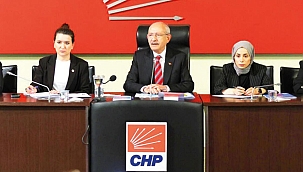 CHP'de Kurultay kararı! 'Bu sene tatil yok'