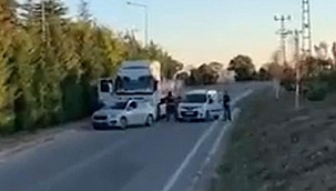 Uluslararası otomobil kaçakçılarına 'fren' operasyonu: Bakan Yerlikaya sosyal medyadan o anları paylaştı! "Çok sayıda araç yakalandı"