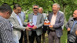 BAŞKAN AKAY'DAN YEŞİLHİSAR'A ZİYARET