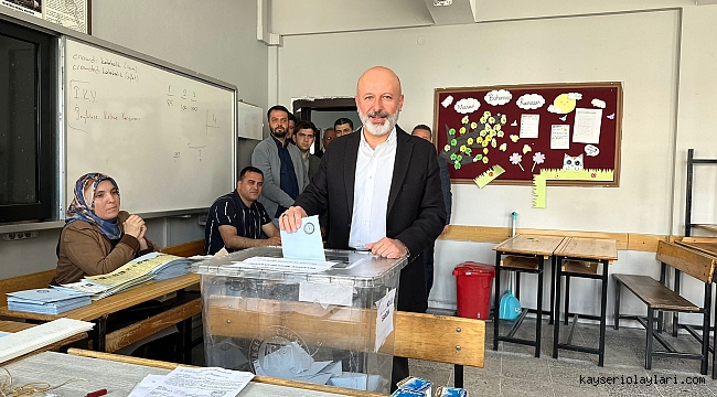 TÜRKİYE SANDIK BAŞINDA
