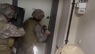 Uyuşturucudan silahlara neler çıktı neler! İstanbul'da Mahzen-25 ile yakalandılar