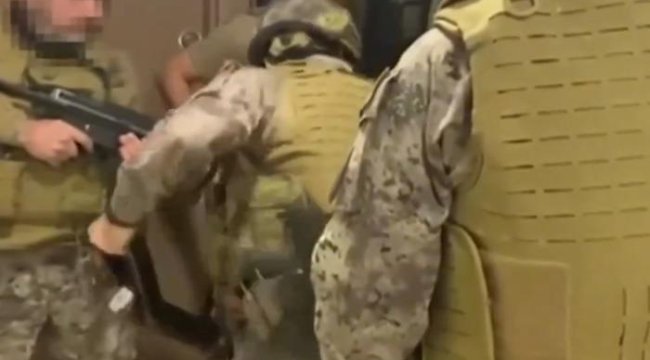 Vatandaşların banka hesapların böyle soyuyorlarmış! İstanbul merkezli 5 ilde 18 dolandırıcı yakalandı