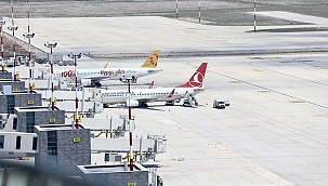 Çukurova Uluslararası Havalimanı'na ilk yolcu uçağı indi