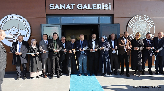 ULU ÇINARLARIN GÖLGESİNDE ANILARLA FİLİZLENEN DEĞERLER