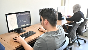 GELECEĞİN BİLİŞİM YILDIZLARI İLE BİR ARAYA GELDİ