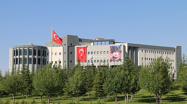 ERCİYES ÜNİVERSİTESİ 5. SIRADA