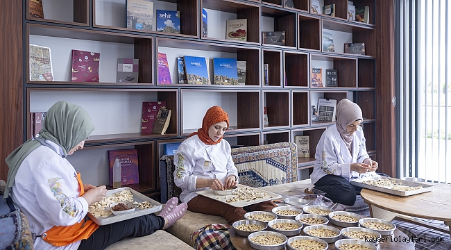 KAYTUR EV YEMEKLERİ ADIYLA MİSAFİRLERİNİ AĞIRLAYACAK