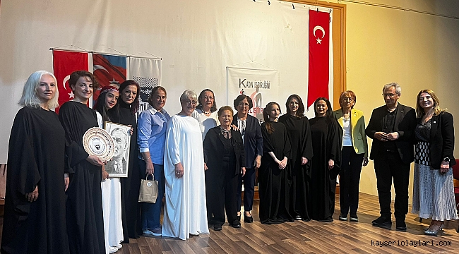 SANATLA ŞİDDETE KARŞI GÜÇLÜ BİR ÇIĞLIK VERİLDİ