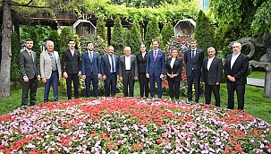 AVRUPA'DAKİ KAYSERİLİLER BÜYÜKKILIÇ'I ZİYARET ETTİ