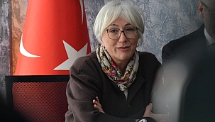 ATATÜRK'ÜN İZİNDE, CUMHURİYET DEĞERLERİNİ YAŞATMAYA KARARLIYIZ