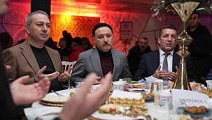 İFTARA VALİ GÖKMEN ÇİÇEK DE KATILDI