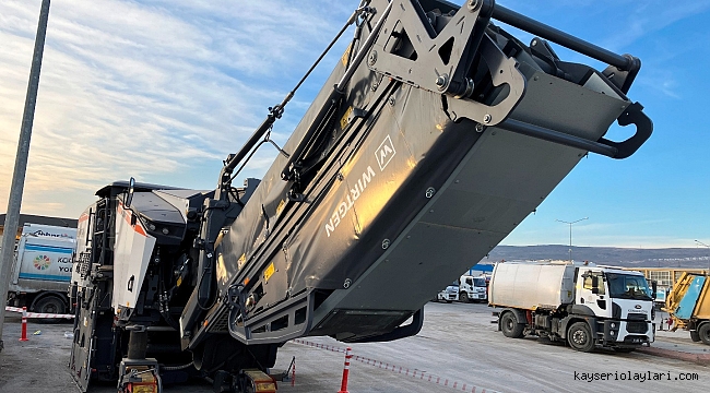 KOCASİNAN'DAN ÇEVRECİ ASFALT FREZE ARACI