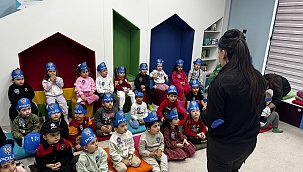 MİNİKLERE POLİSLİK MESLEĞİ TANITILDI