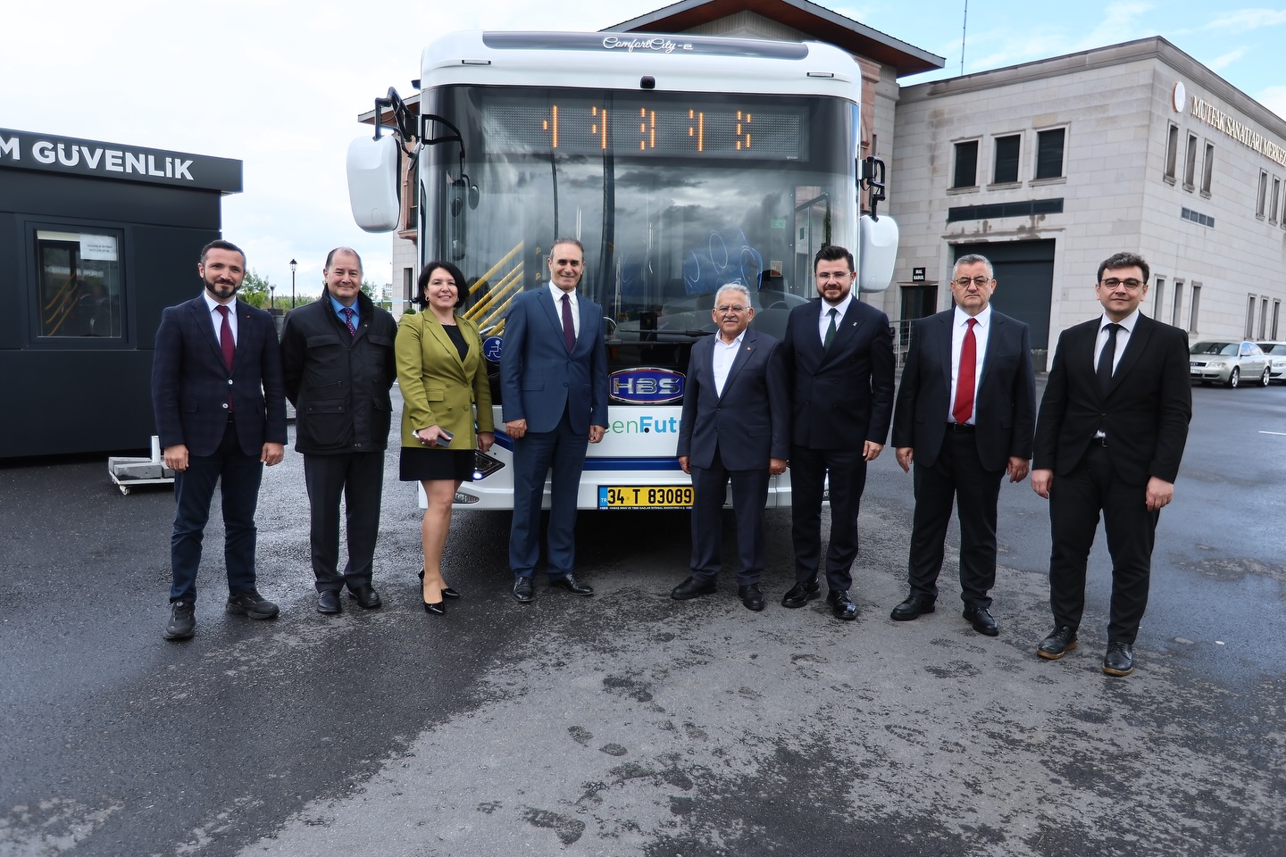 BAŞKAN BÜYÜKKILIÇ, ELEKTRİKLİ OTOBÜSÜN TEST SÜRÜŞÜNE KATILDI