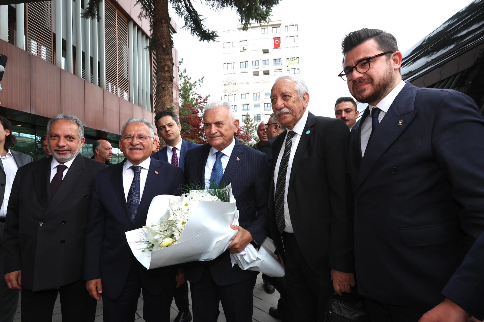TÜRK DÜNYASI BURAM BURAM KAYSERİ'DE TÜTMÜŞ OLACAK