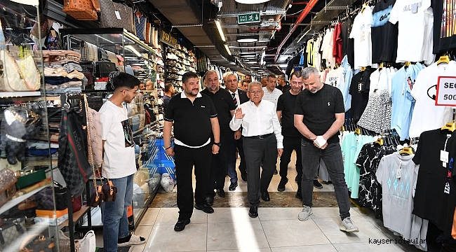 ÇARŞIDAKİ HAREKETLİLİĞE DİKKAT ÇEKEREK ESNAFA BOL KAZANÇ DİLEDİ