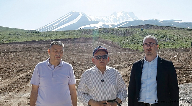 ERCİYES'İN DEVELİ KAPISINA YÜRÜYEN BANT